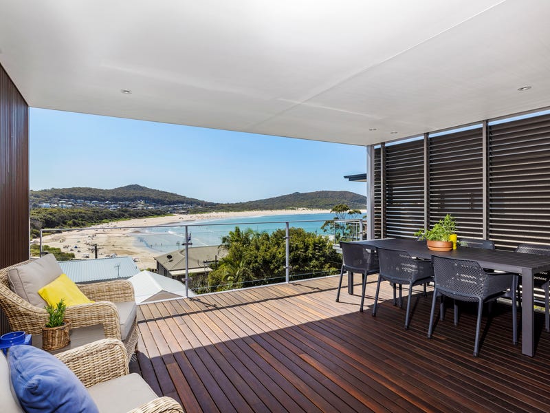 18 Pacific Drive, Fingal Bay, NSW 2315