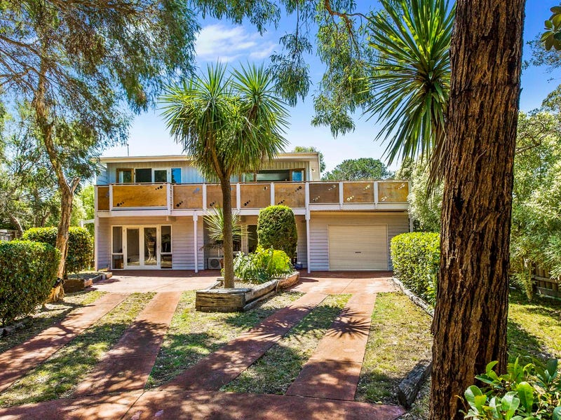 17 Iluka Street, Safety Beach, VIC 3936