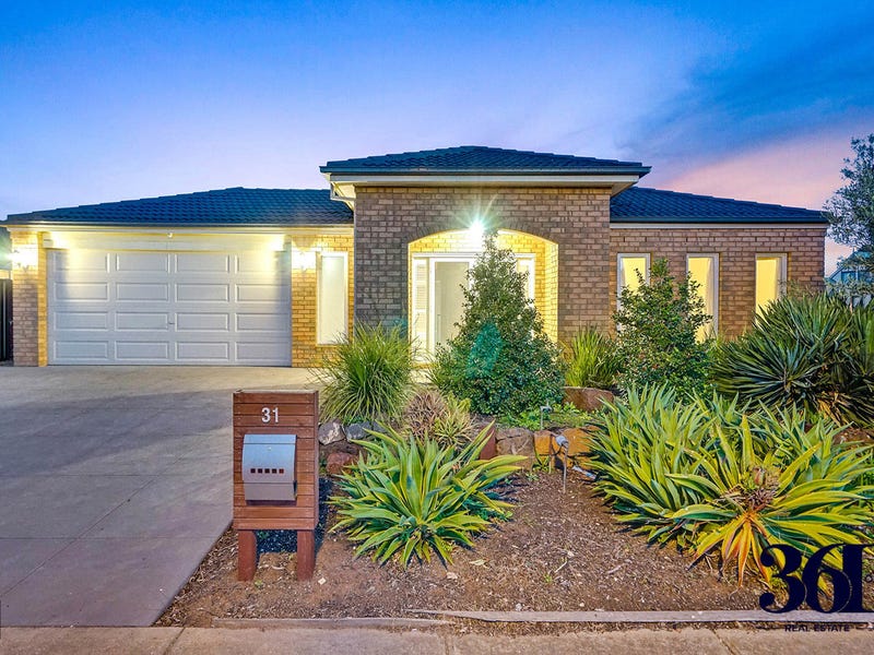31 Eildon Avenue, Manor Lakes, VIC 3024
