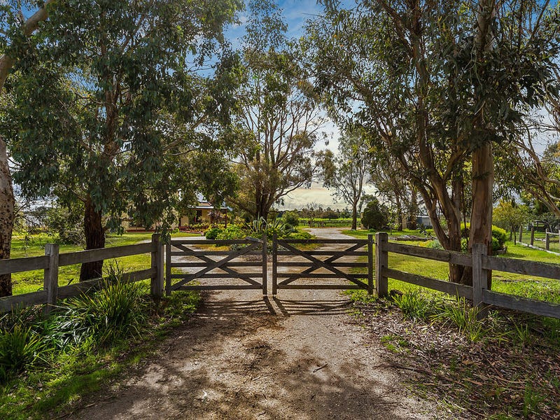 33 Parkinson Road, Morrisons, Vic 3334 Property Details