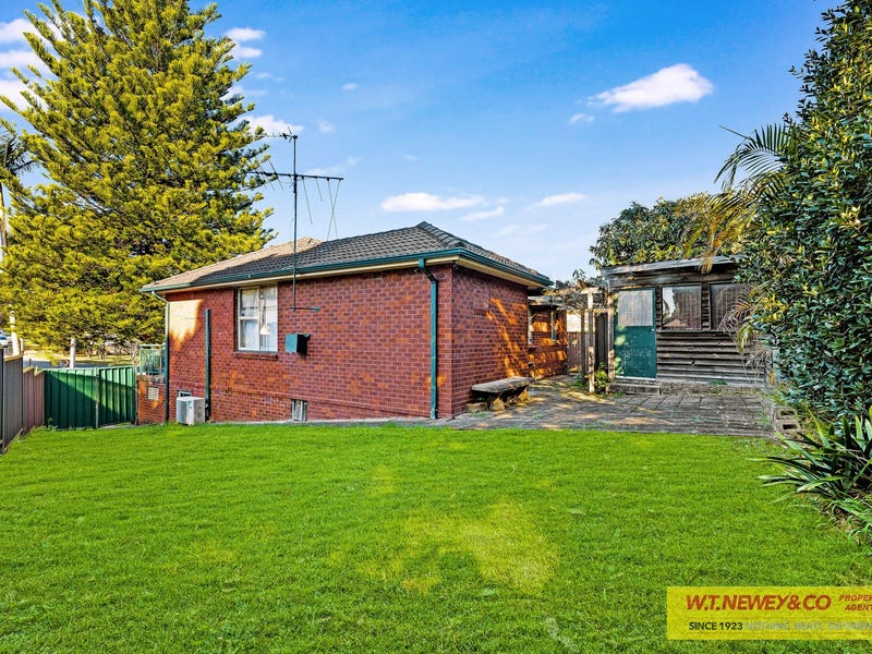 9 Hillview Avenue, Bankstown, NSW 2200 House for Sale