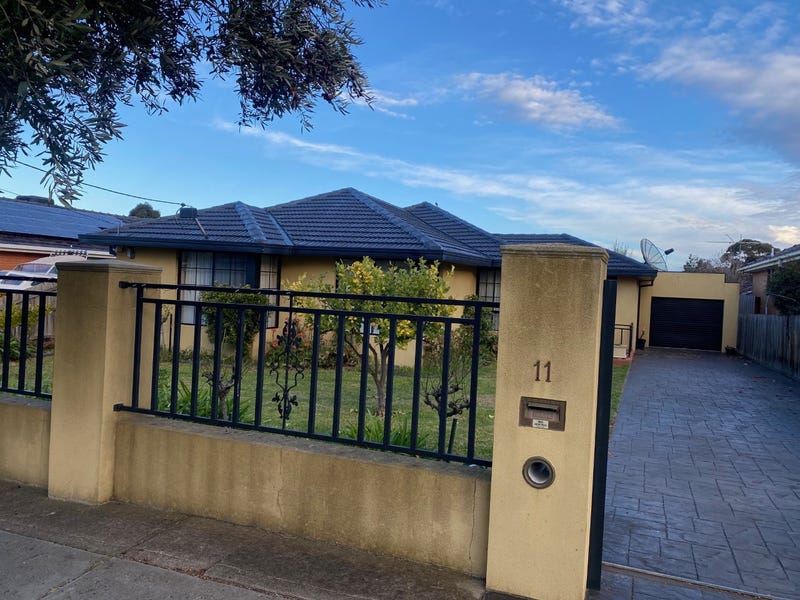 11 Mark Street, Keilor East, VIC 3033