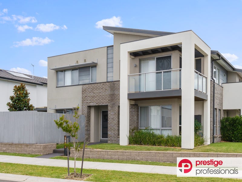 16 Greenview Drive, Moorebank, NSW 2170