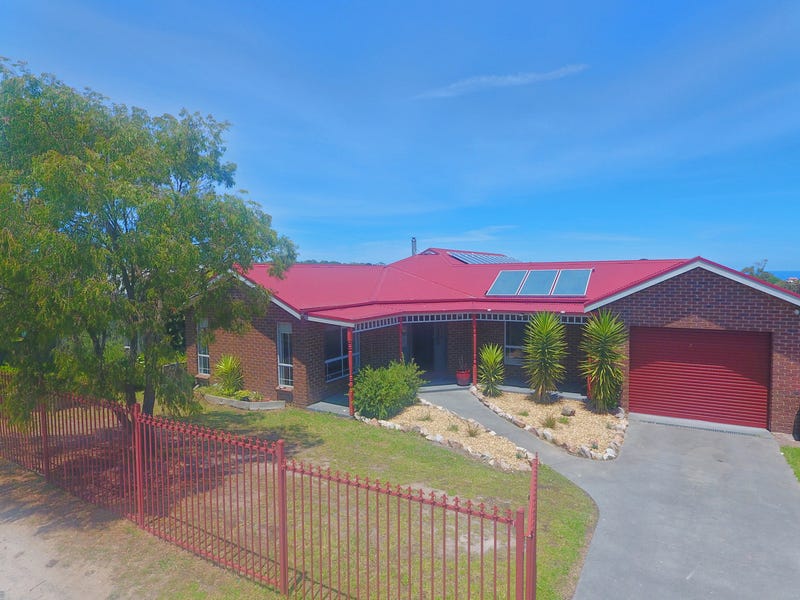 8 Ewing Court Lakes Entrance Vic 3909 Property Details