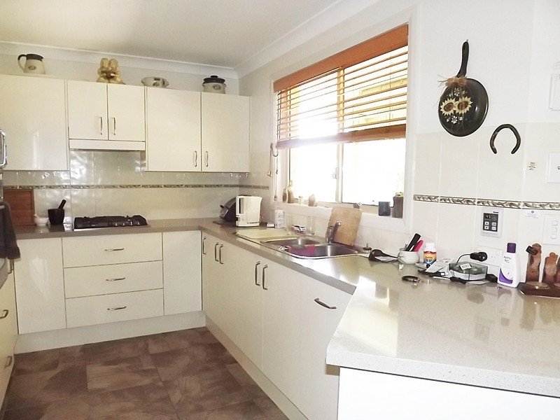 42 Manildra St, Narromine, NSW 2821 Property Details