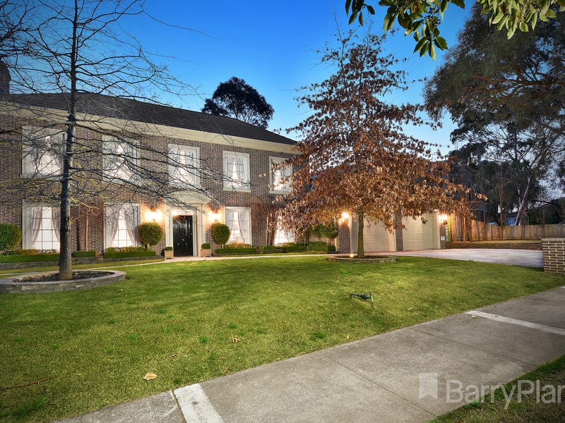 12 Sheringham Drive, Wheelers Hill, VIC 3150