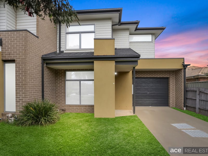 1/135 Railway Avenue, Laverton, Vic 3028 Townhouse for Sale