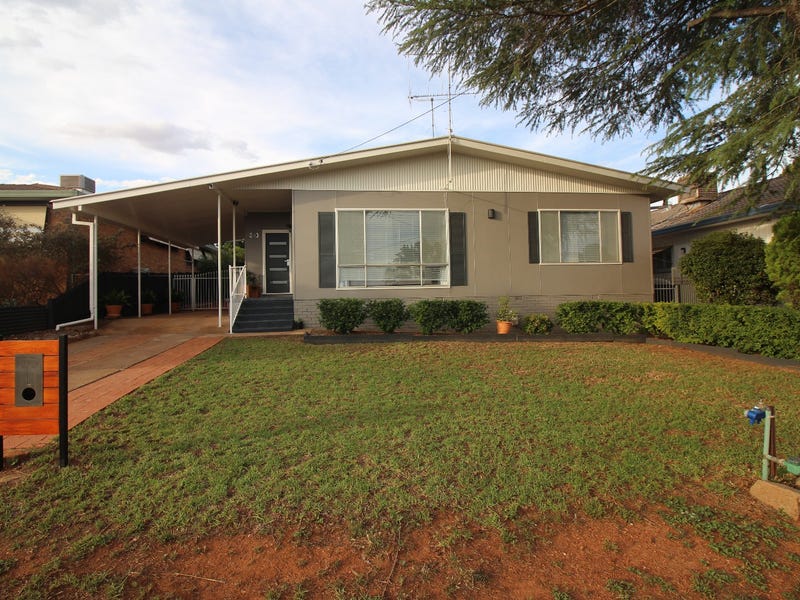 30 Orange Street, Parkes, NSW 2870