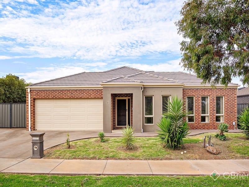 11 Mallard Circuit, Craigieburn, Vic 3064 - Property Details