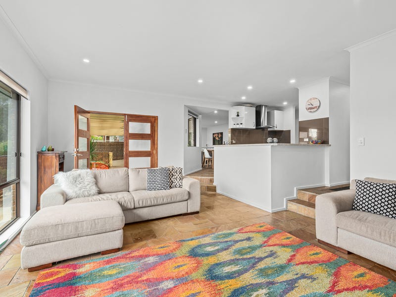 74 Bellaview Road, Flagstaff Hill, SA 5159