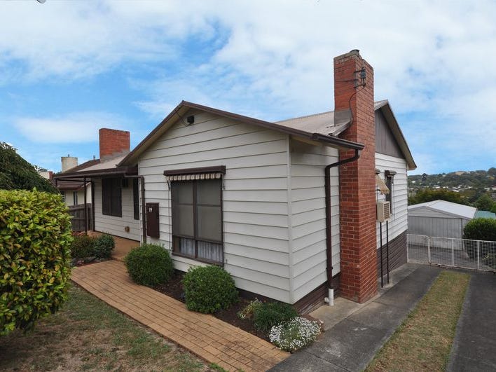 19 Burton Street, Warragul, Vic 3820 Property Details