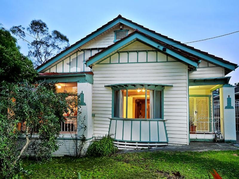 4 Edna Grove, Coburg, Vic 3058 Property Details