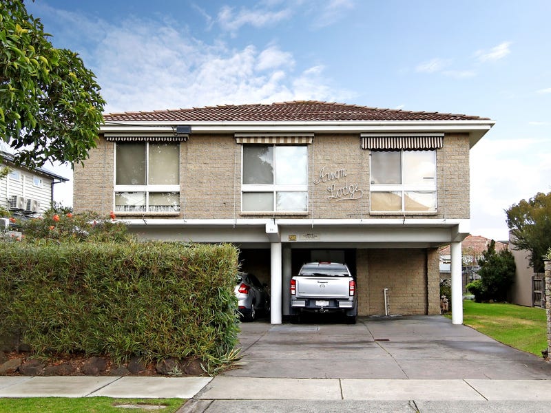 2/3840 Carlton Street, McKinnon, Vic 3204 Property Details