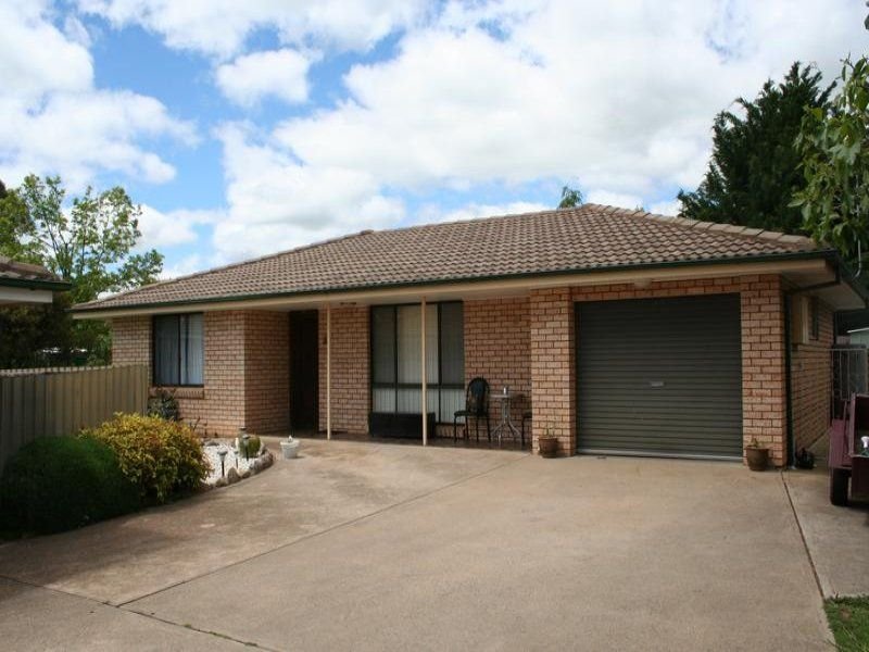 2/234 March Street, Orange, NSW 2800 Property Details