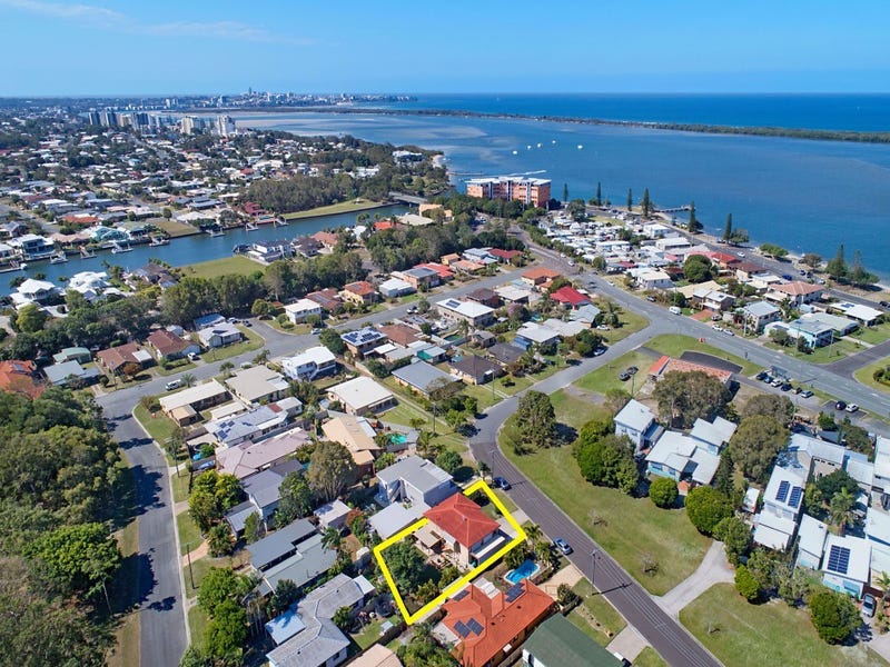 6 Roberts Street, Golden Beach, QLD 4551