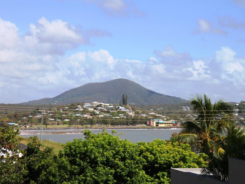 15 Edward Street, Cooee Bay, QLD 4703