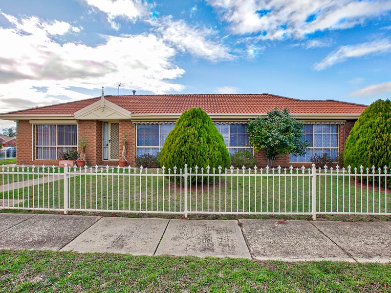 34 Mayfair Drive, West Wodonga, VIC 3690