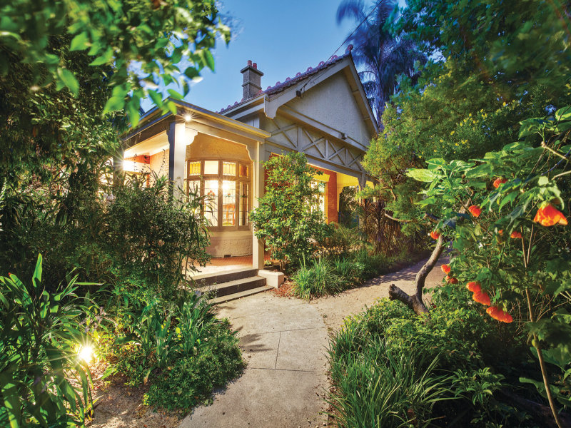 30 Beach Avenue, Elwood, VIC 3184