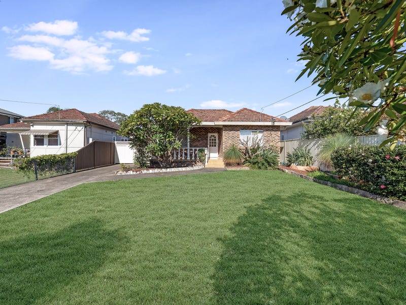 33 Shenstone Rd, Riverwood, NSW 2210 Property Details