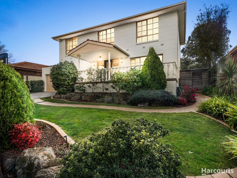 15 Madigan Drive, Glen Waverley, VIC 3150 15 Madigan Drive, Glen Waverley, VIC 3150