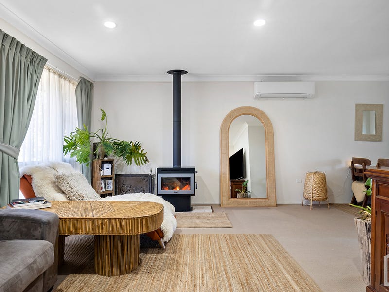 139 Valley Road, Hazelbrook, NSW 2779 Property Details