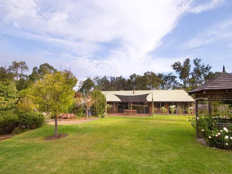 259 Mt Macedon Road, Macedon, Vic 3440 Property Details