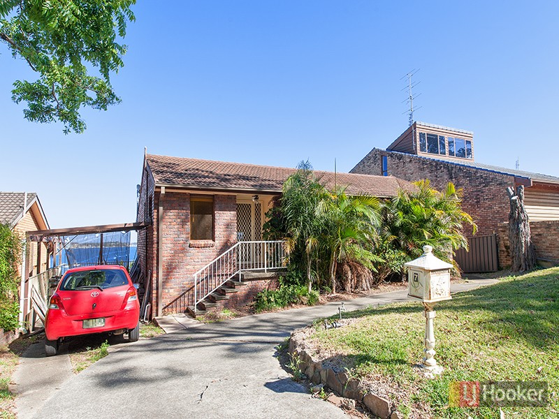 7 Corrie Parade, Corlette, NSW 2315 Property Details