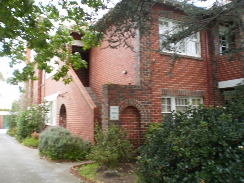 2/38 Normanby Street, Brighton, VIC 3186