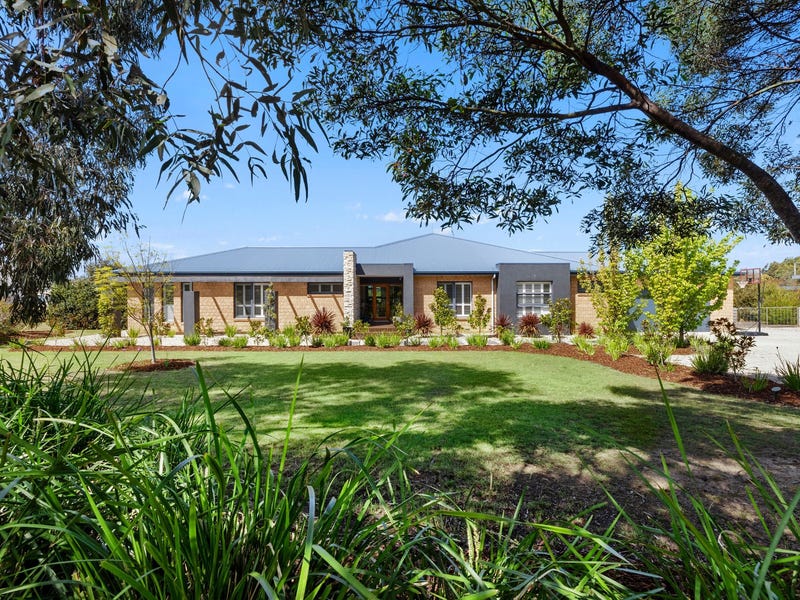 28 Ocean Acres Drive, Torquay, Vic 3228 Property Details
