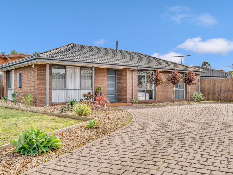 34 Medway Road, Craigieburn, Vic 3064 Property Details