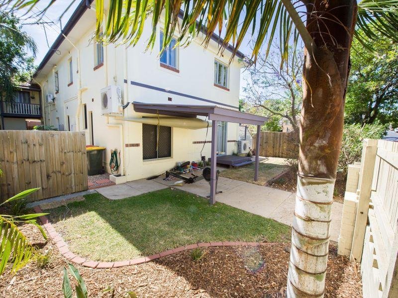 Unit 2/70 Victoria Street, Windsor, Qld 4030 Property Details