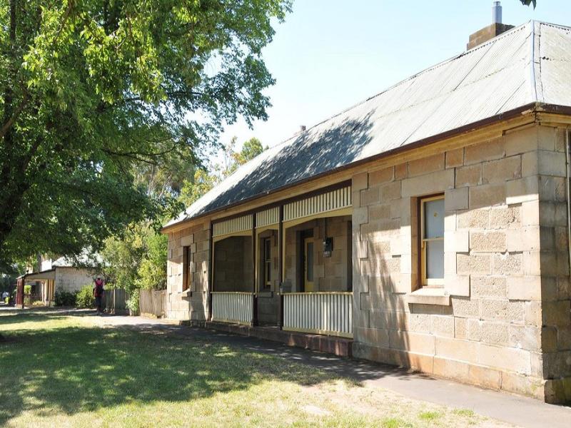 "Fernleigh" 21 Church Street, Ross, Tas 7209 Property Details