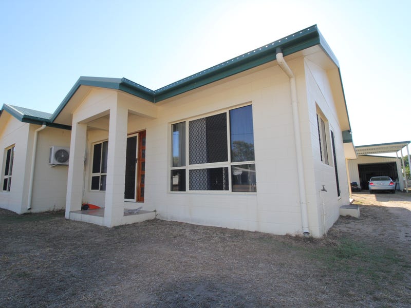 11 Trevally Street, Taylors Beach, QLD 4850