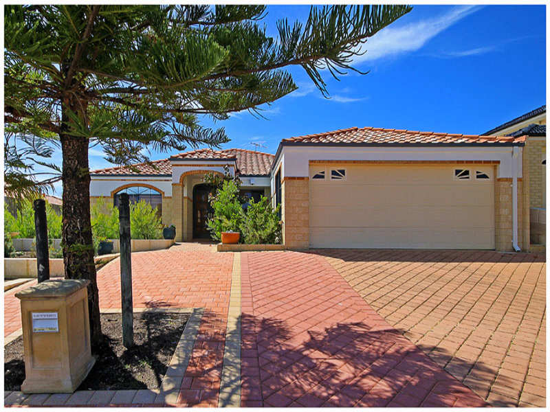 138 Rothesay Heights, Mindarie, WA 6030 Property Details