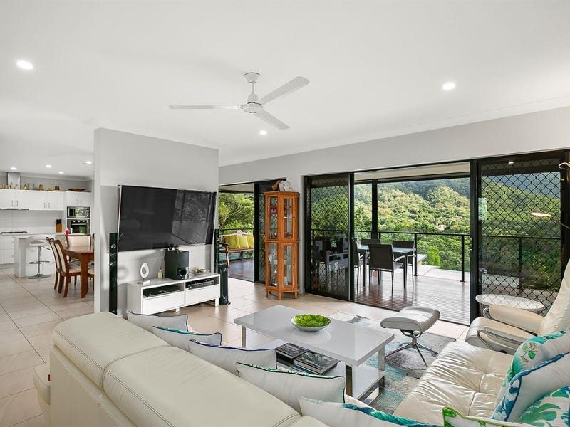 12 Stapleton Close, Redlynch, QLD 4870