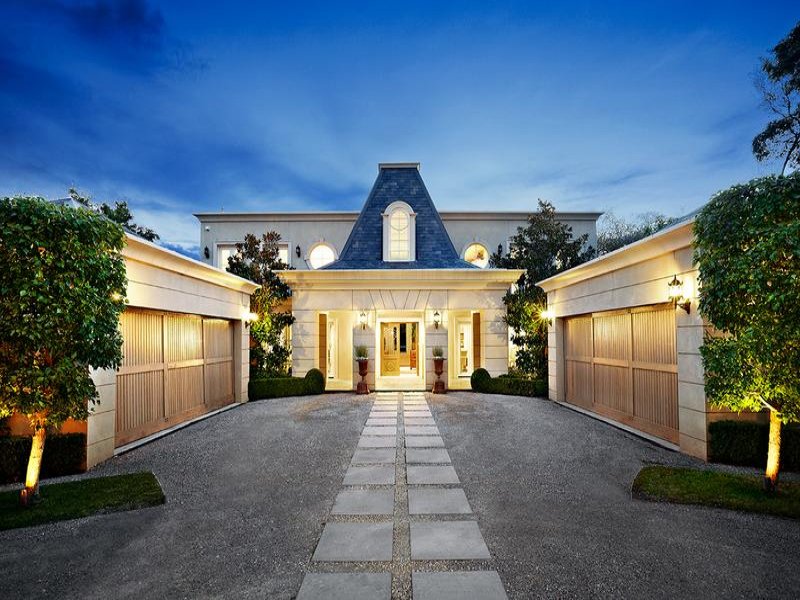 164 Mont Albert Road, Canterbury, VIC 3126