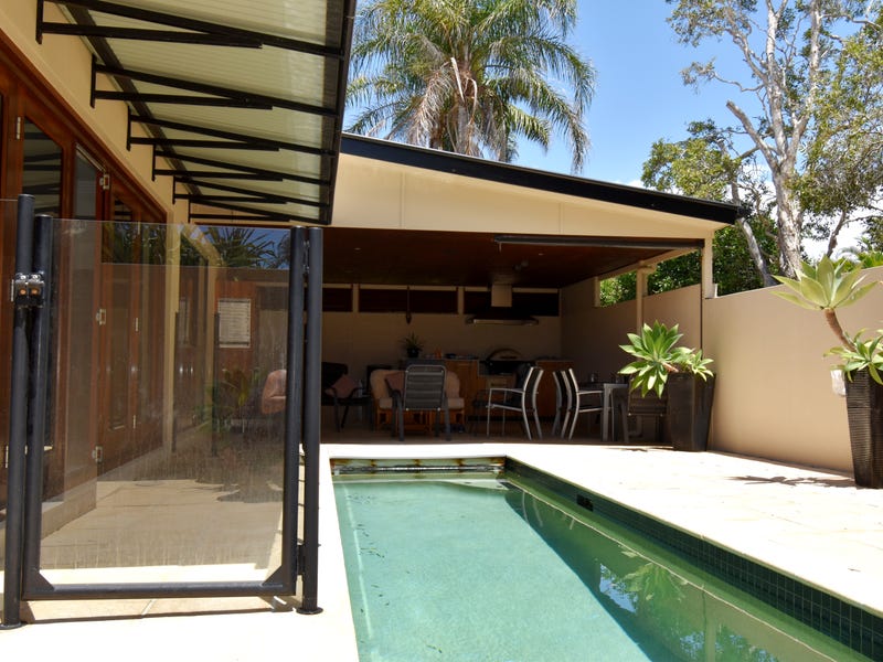 17 William Street, Shelly Beach, QLD 4551