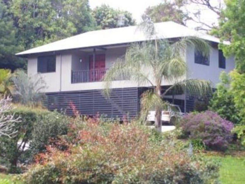 24 Fig Street, Maleny, Qld 4552 Property Details