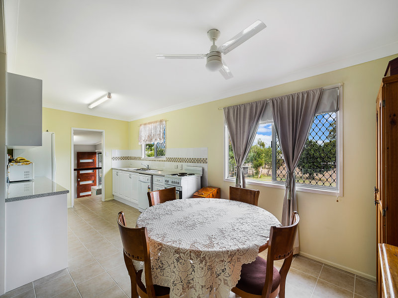 17 Daher Street, Goombungee, Qld 4354 Property Details