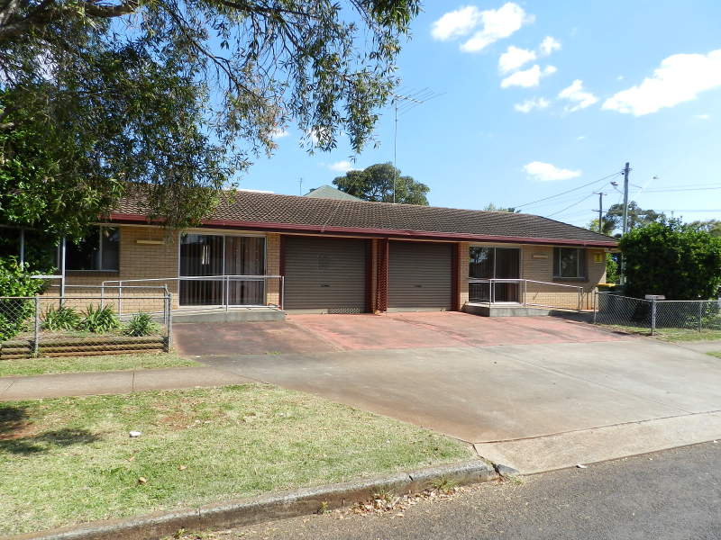 186 Hume Street, East Toowoomba, QLD 4350