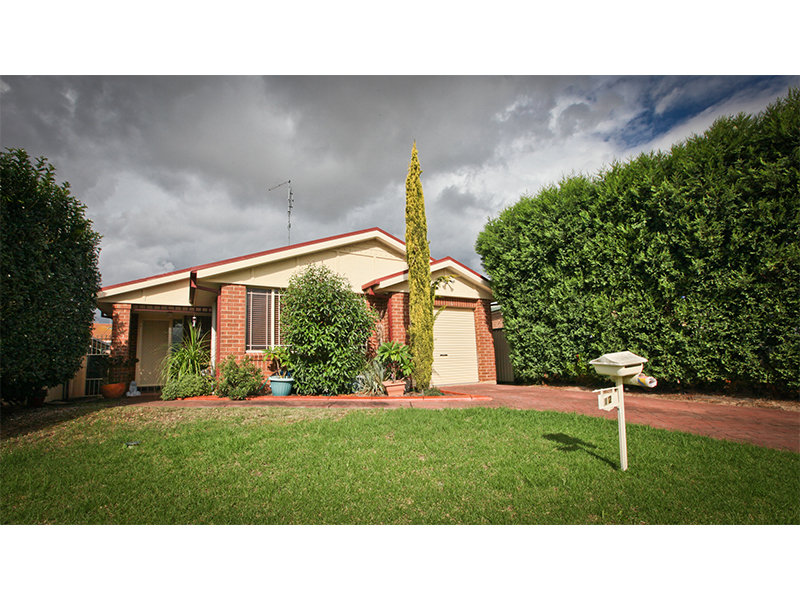 12 Berry Road, Prestons, NSW 2170