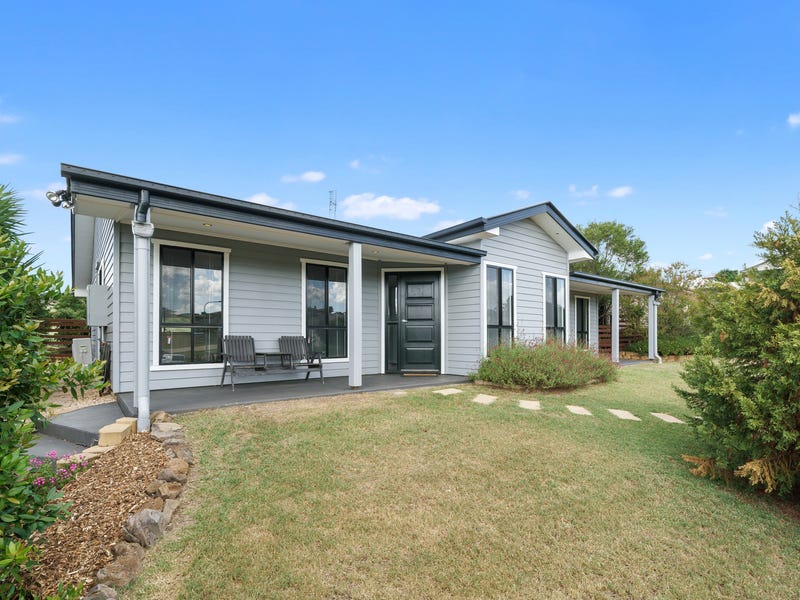 10 Eagle Street, Highfields, QLD 4352