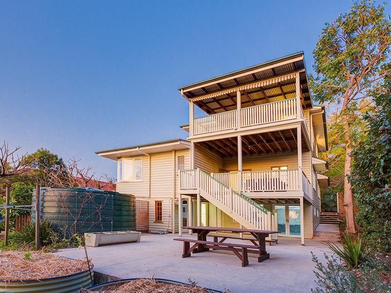 57 Fingal St, Tarragindi, Qld 4121 Property Details