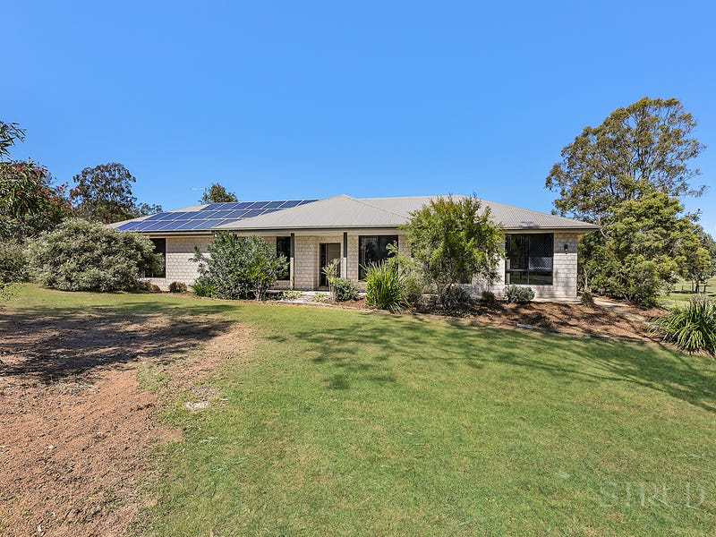 82 Fairway Drive, Kensington Grove, QLD 4341