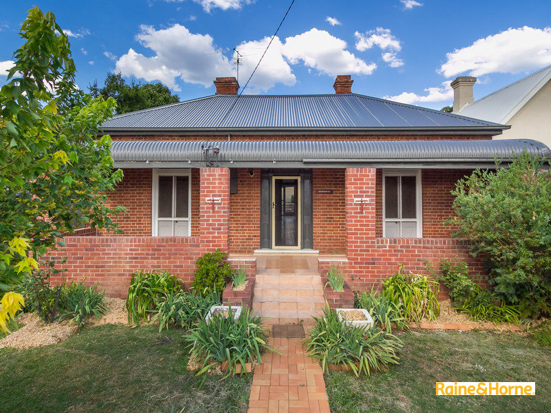 70 Griffin Avenue, Tamworth, NSW 2340 Property Details