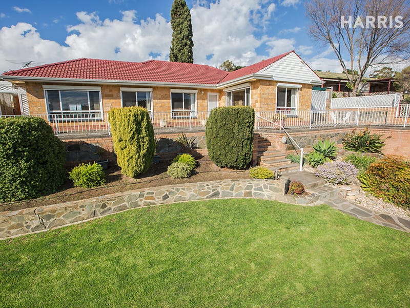 28 Victoria Parade, Darlington, SA 5047 Property Details