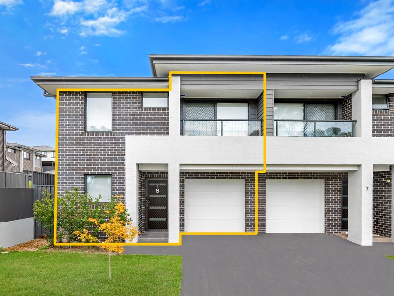 6/75 Mary Ann Drive, Glenfield, NSW 2167 Property Details