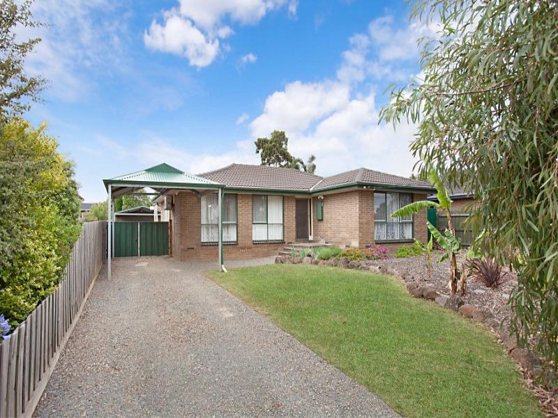38 Renwick Road, Ferntree Gully, VIC 3156
