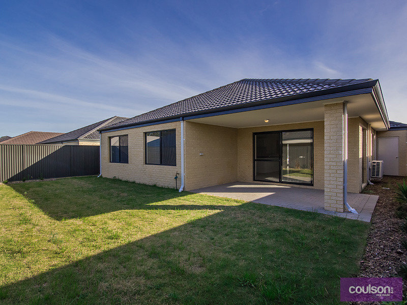 183 Sunrise Boulevard, Wellard, WA 6170 Property Details