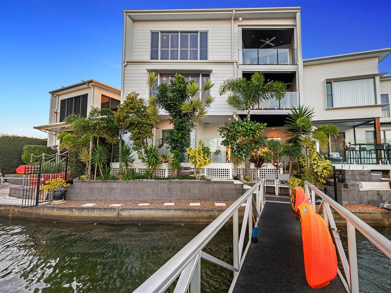 9/36 Pelican Water Boulevard, Pelican Waters, Qld 4551 House for Sale